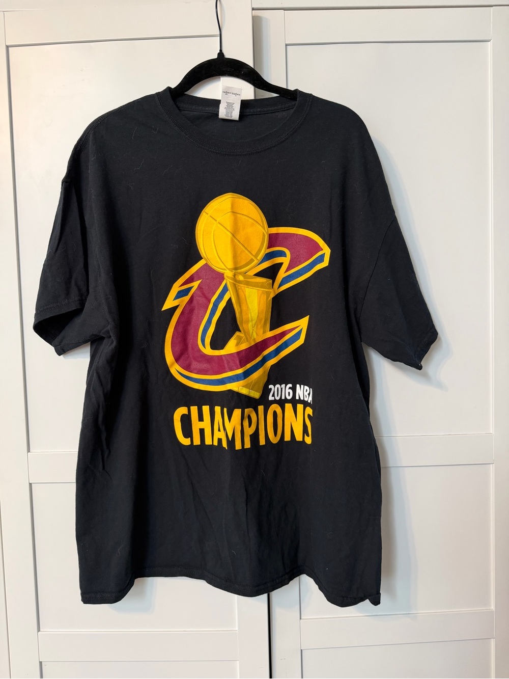 Cleveland Cavaliers 2016 NBA Champions Gildan T-Shirt Black XL Cleveland Clinic